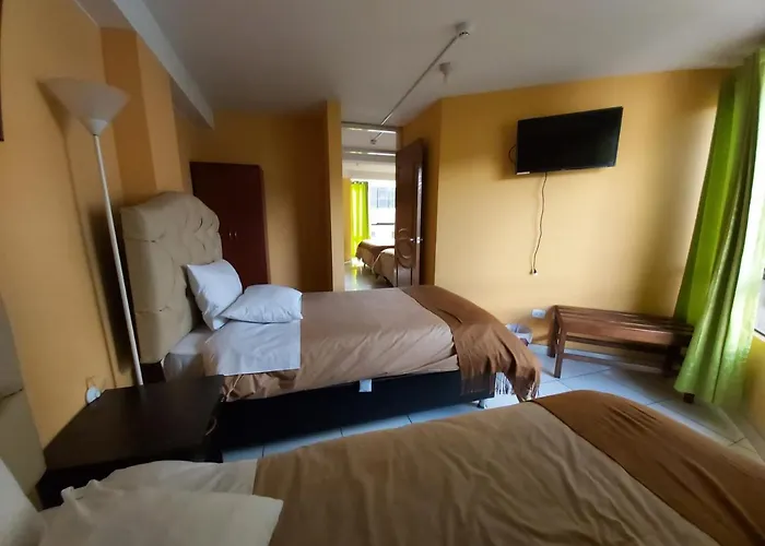 Hotel Tayta Wasi *