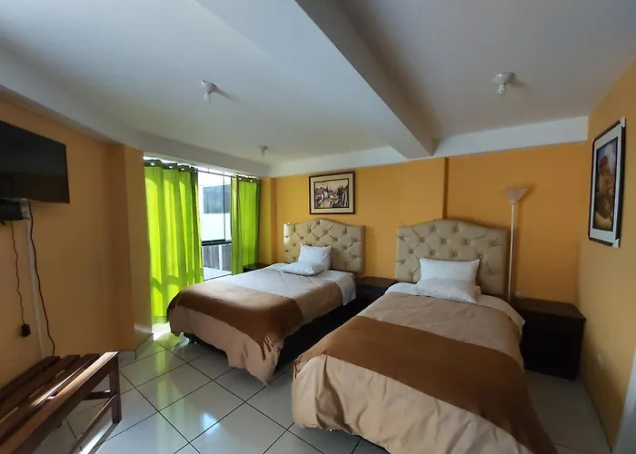 Hotel Tayta Wasi *